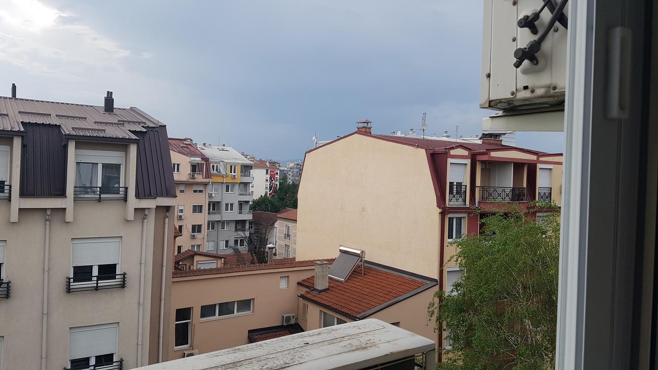 Veki'S House Leilighet Skopje Eksteriør bilde